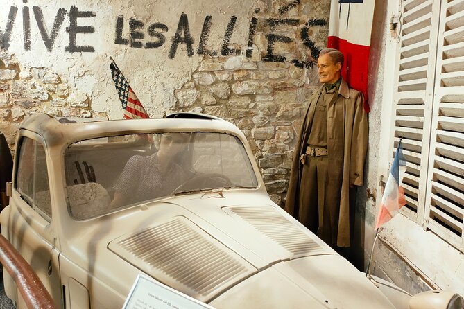 Normandy Victory Museum admission ticket - Interactive tableaux: sitting in vehicles and making the story stick