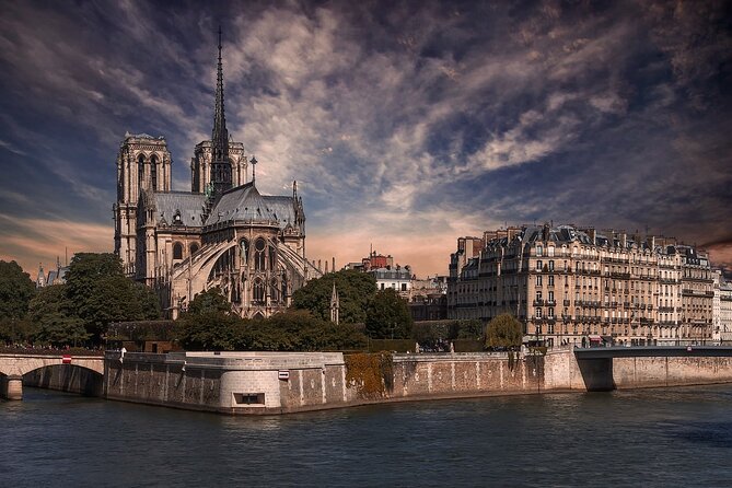 Notre Dame Guided Tour with Scheduled Group Access Option - Optional interior guided tour: scheduled group access that’s worth it