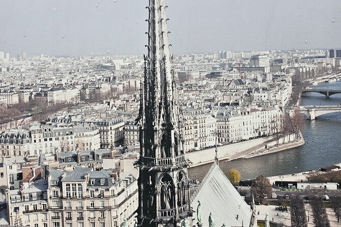 Notre Dame Paris Outdoor Tour with Crypt Entry - Who Should Book This Notre-Dame Outdoor Tour With Crypt Entry?