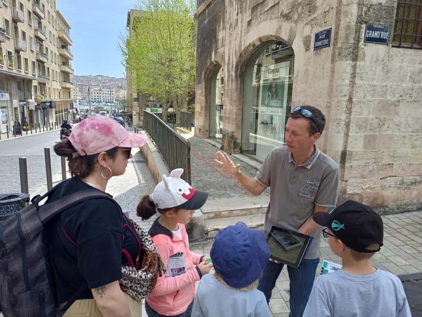"Old Marseille" district tour and treasure hunt - Key highlights to know before you go