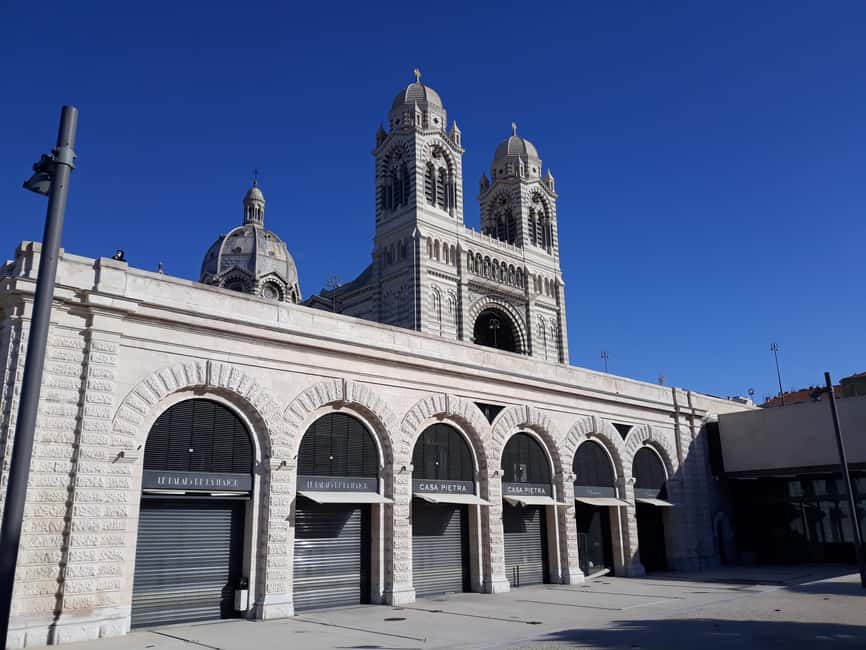 "Old Marseille" district tour and treasure hunt - Languages and Who This Is Best For