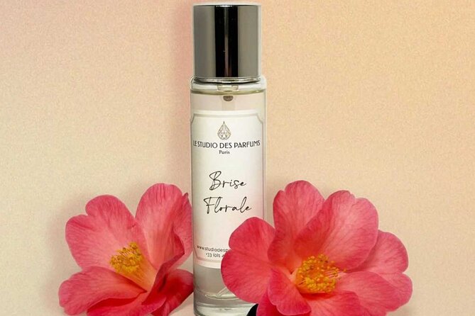 Olfactory Escape Workshop - One hour, private, and capped at 8: why group size is your best friend here