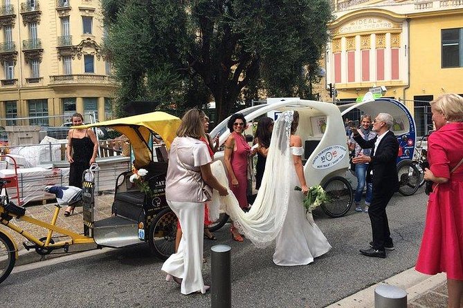 Original Nice city tour ( pedicab-vélo taxi) - A modern building stop, then Old Nice energy