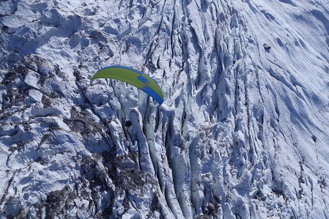 Paragliding Tandem Flight over the Alps in Chamonix - Before You Fly: Helmet, Quick Intro, and Sharing the Experience