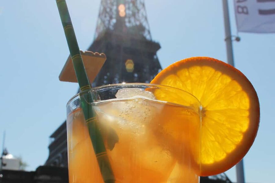 Paris: 1-Hour Sightseeing Cruise and 3-Course Bistro Dinner - Bistro Parisien by the Eiffel Tower: What the Dinner Actually Delivers