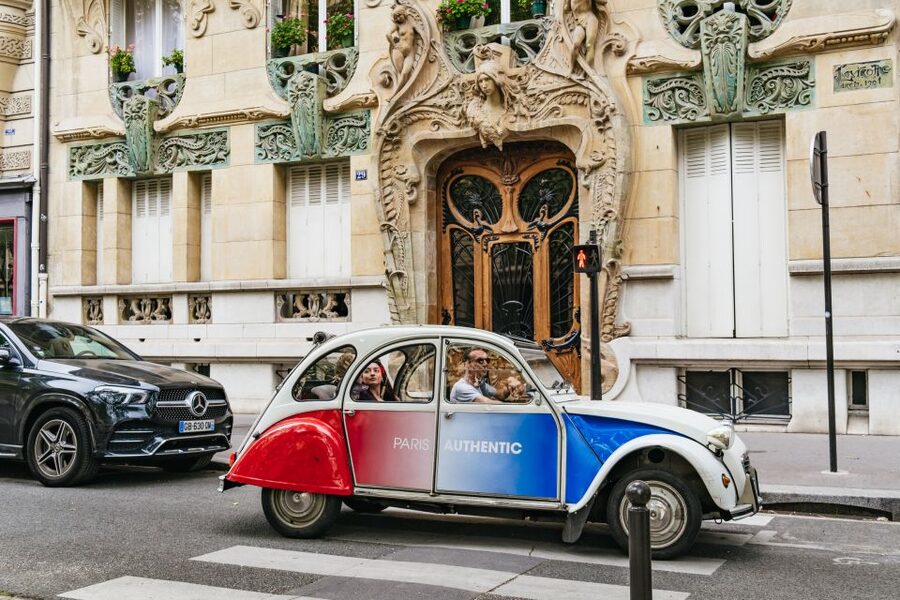 Paris: 1-Hour Vintage Citroen 2CV Tour - Key Things You Get With This 2CV Paris Ride