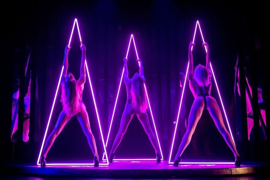 Paris: 3-Course Dinner & Show at Paradis Latin Cabaret - Your Pre-Show Dinner, the Real Value Piece