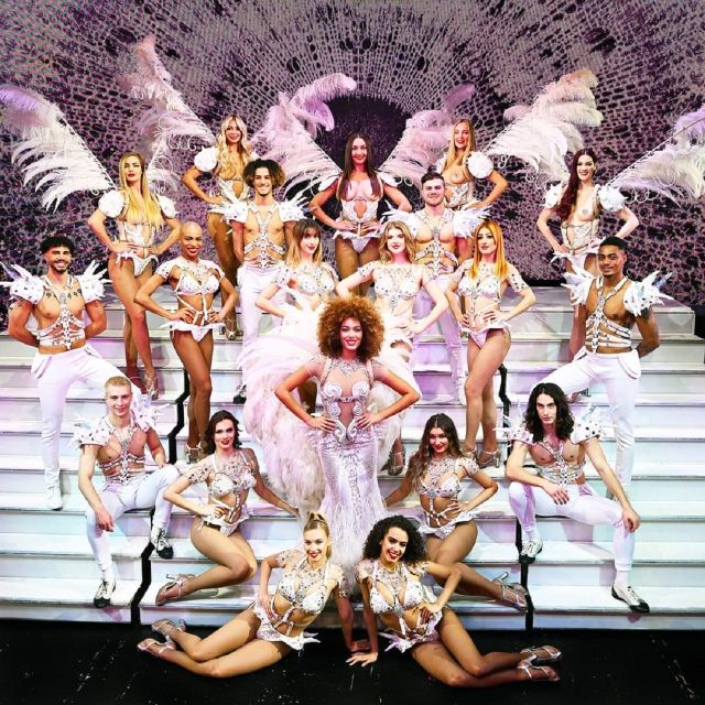 Paris: 3-Course Dinner & Show at Paradis Latin Cabaret - Technology and Stagecraft, Why It Feels Current
