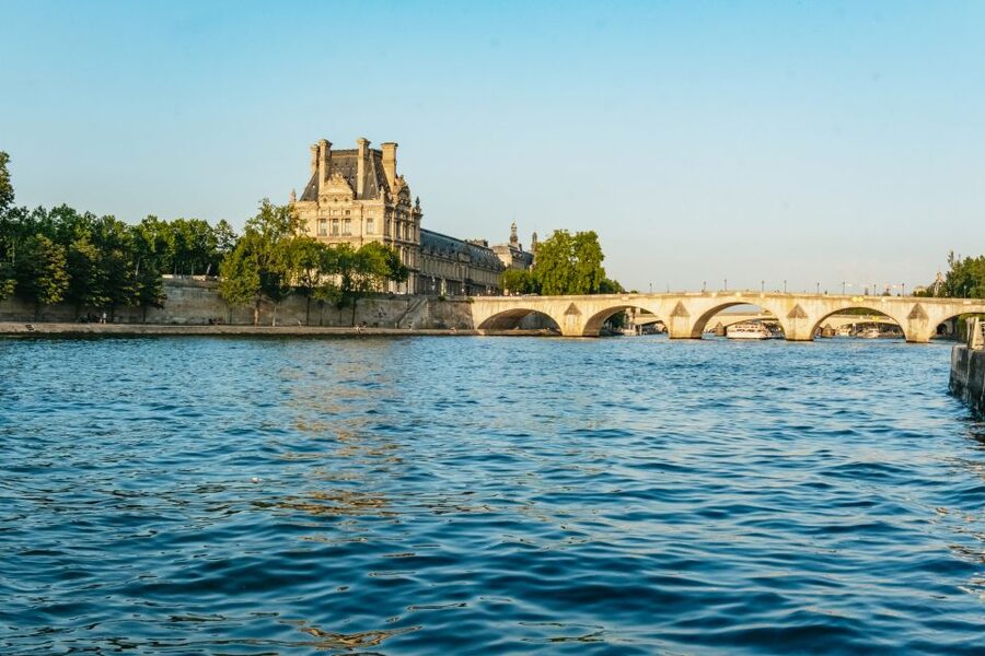 Paris : 3-Course Gourmet Dinner Cruise on Seine River - Where the Cruise Starts, and Why Timing Matters