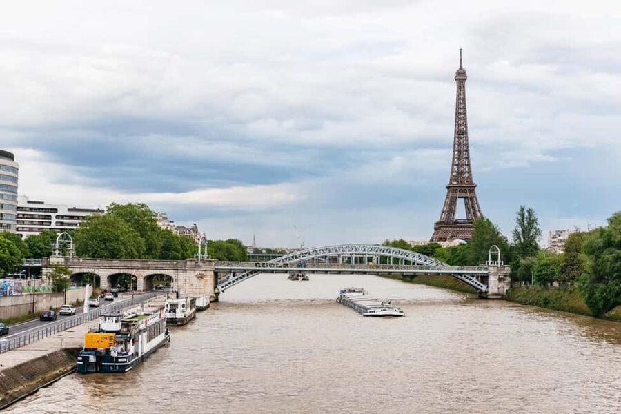 Paris: 3-Course Italian Meal Seine Cruise - Price and value: is $69 a good deal in Paris?