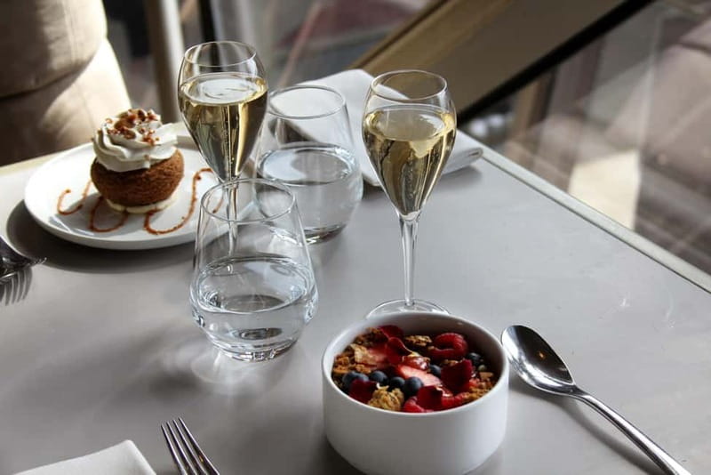 Paris: 3-Course Lunch at Eiffel Tower's Madame Brasserie - Inside the tower after lunch: what first floor lets you do