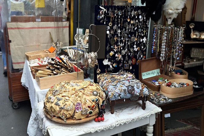 Paris Antiques Market Insider's Tour in Extra-Small Group - What You Actually Do for About 1 Hour 45 Minutes