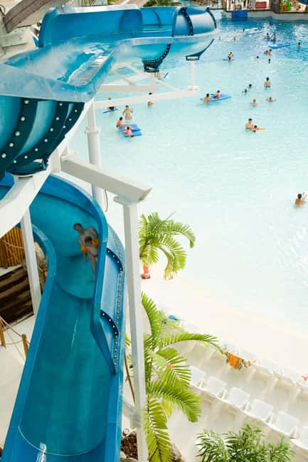 Paris: Aquaboulevard Water Park Entrance Ticket - Your best strategy: pace the 11 slides without burning out