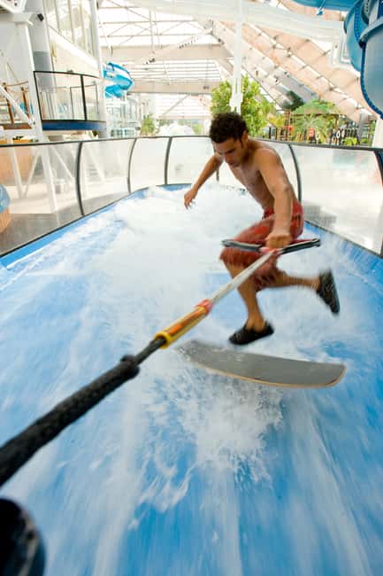 Paris: Aquaboulevard Water Park Entrance Ticket - Timing and crowds: when you go changes how good the day feels