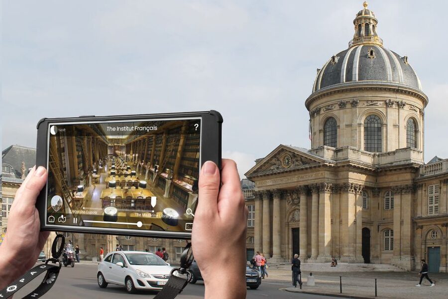 Paris: Audio-Guided Bus Tour & Seine River Cruise - Meeting at Place de Sydney: how to avoid the first-time Paris stumble
