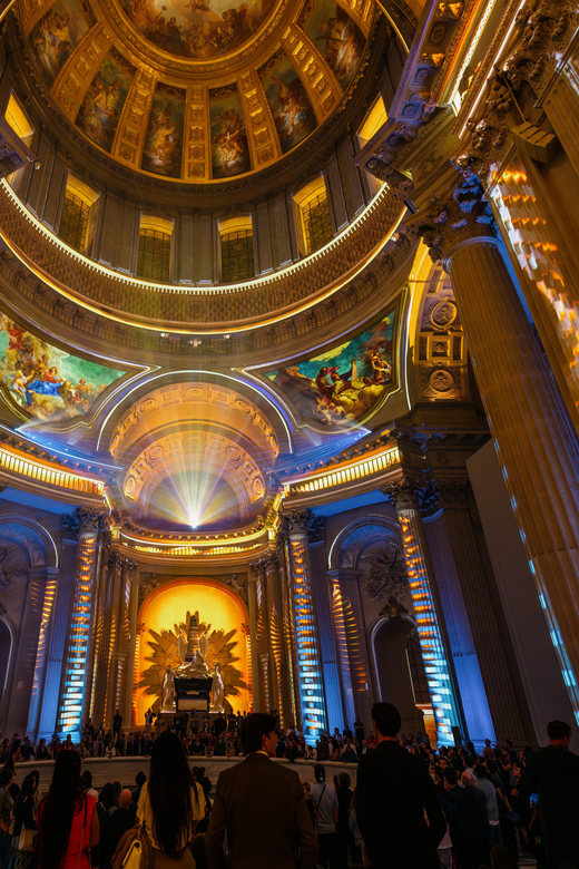 Paris: Aura Invalides Immersive Experience Entry Ticket - What you actually see: lights, video mapping, and six chapels