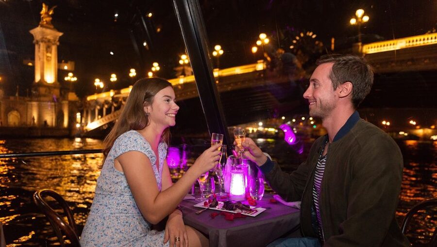 Paris: Bastille Day Dinner Cruise on the Seine River - Key things to know before you go