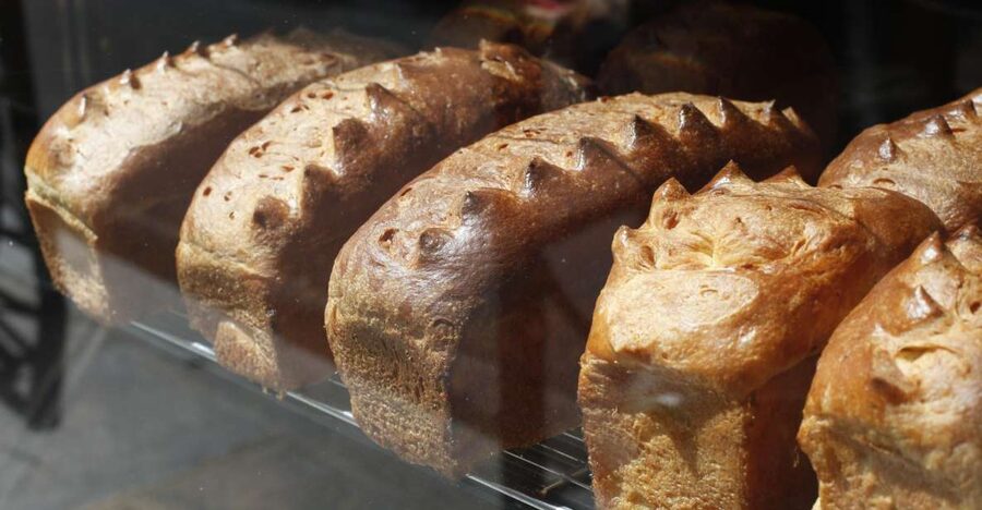 Paris: Behind the Scenes Bakery Tour with Breakfast - Why Miss Manon’s active kitchen makes this tour feel special