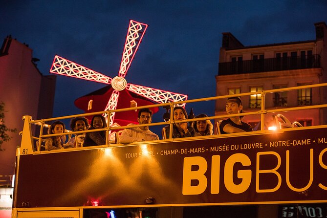 Paris Big Bus Open Top Panoramic Night Tour - Audio earbuds, eight languages, and how to use them well