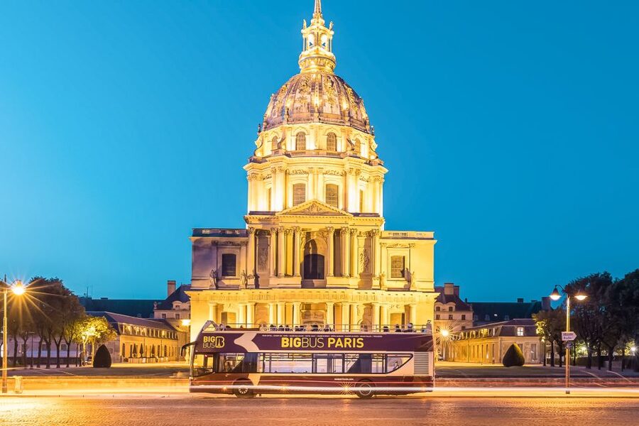 Paris: Big Bus Panoramic Night Tour by Open-Top Bus - Open-top versus closed-top: weather can change your comfort level