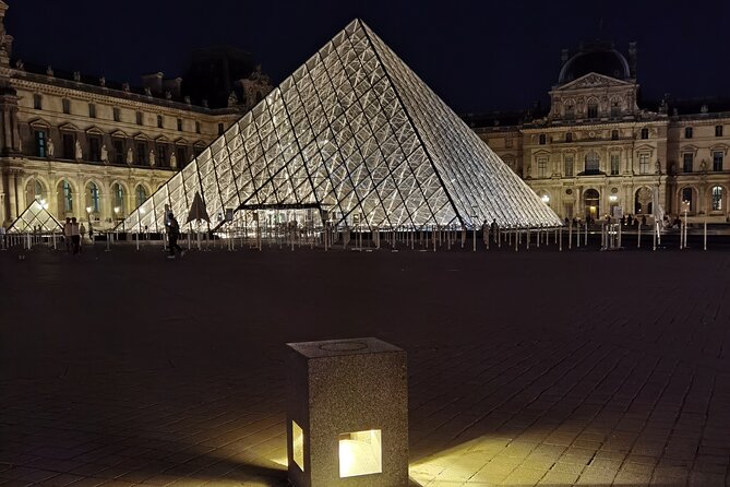 Paris by Night - Champagne, sweets, and how to enjoy the ride