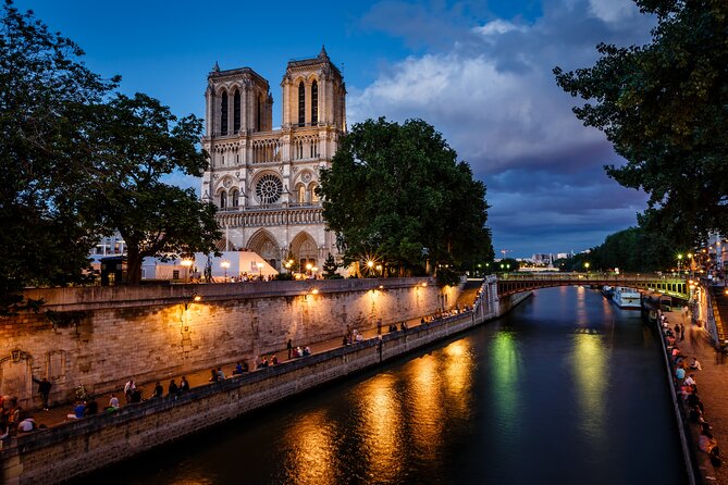 Paris by Night Tootbus Tour - Who should book this tour, and who might want a backup plan
