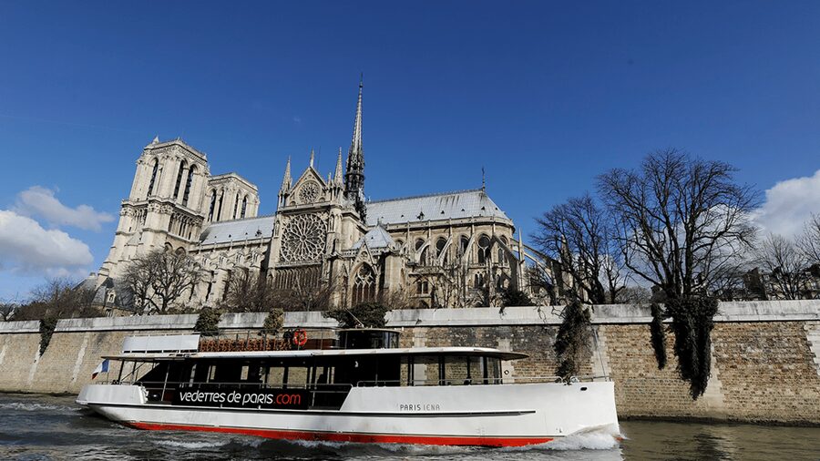 Paris: Champagne Tasting Cruise Departure from Eiffel Tower - Timing and Meeting Point: How to Avoid the Most Common Headache