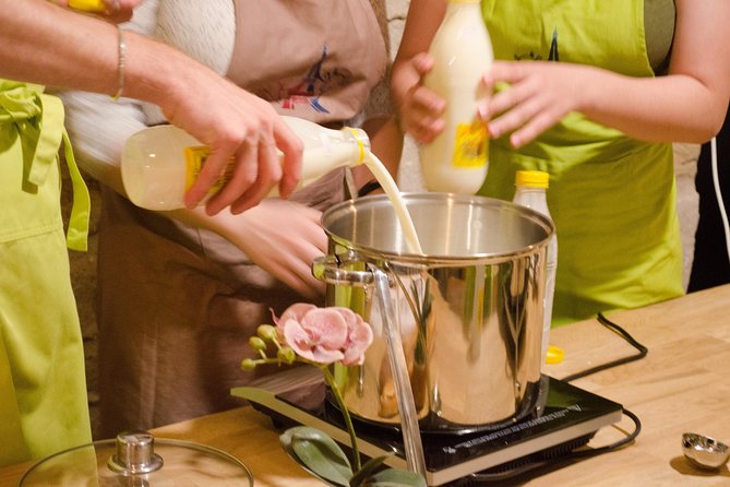 Paris Cheesemaking Workshop including Wine and Cheese Tasting with an Expert - Logistics That Matter: English, Timing, and Getting There
