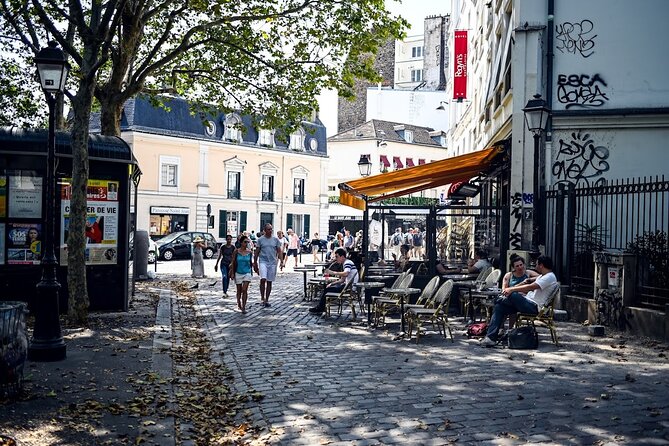 Paris Chocolate, Macaron & Pastry Food Tour: 10 Gourmet Tastings - The 10 tastings experience, portion sizes, and how to stay satisfied