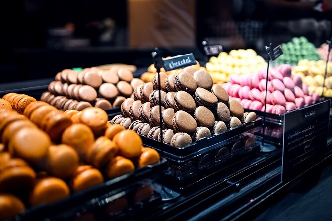 Paris Chocolate, Macaron & Pastry Food Tour: 10 Gourmet Tastings - Guides and the neighborhood stories that make it stick