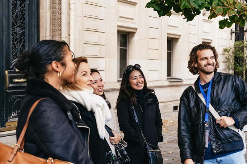 Paris: Chocolate & Patisserie Walking Tour with Tastings - Café de Flore: macarons, baked goods, and a real café break