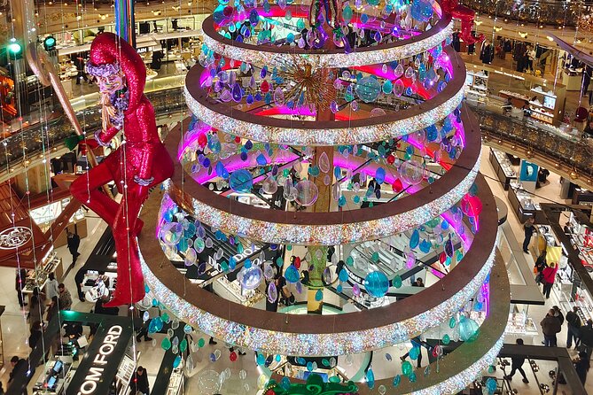 Paris Christmas Illuminations and Local Festivities Private Tour - A Private Night Tour That Actually Saves You Time