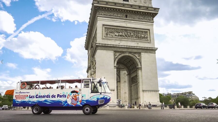 Paris: City and River Seine Tour on an Amphibious Bus - Seine Musicale, Saint-Cloud gardens, and the La Défense skyline