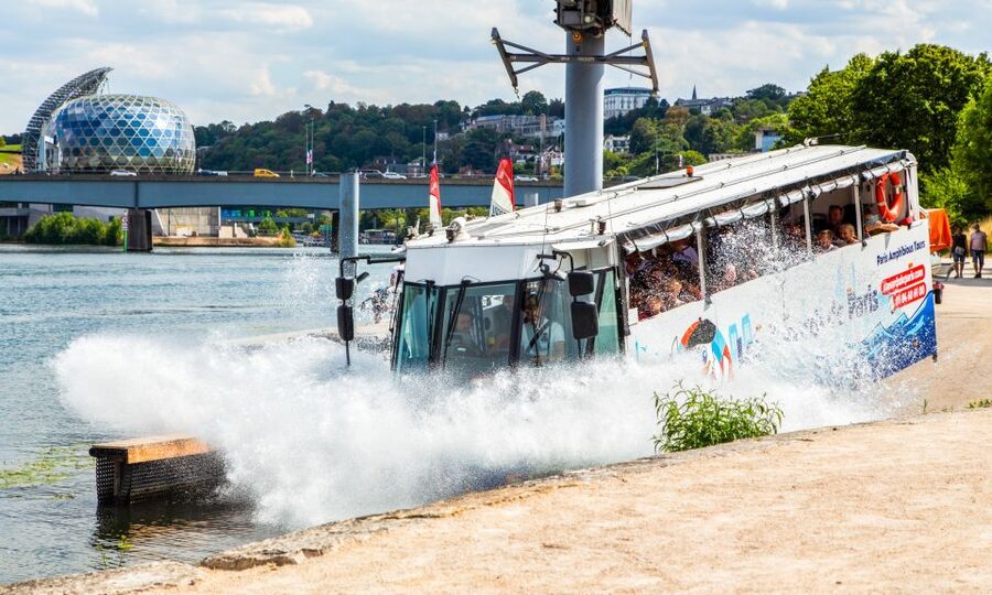 Paris: City and River Seine Tour on an Amphibious Bus - How the guide keeps it fun, from Pierre to Bryan quizzes