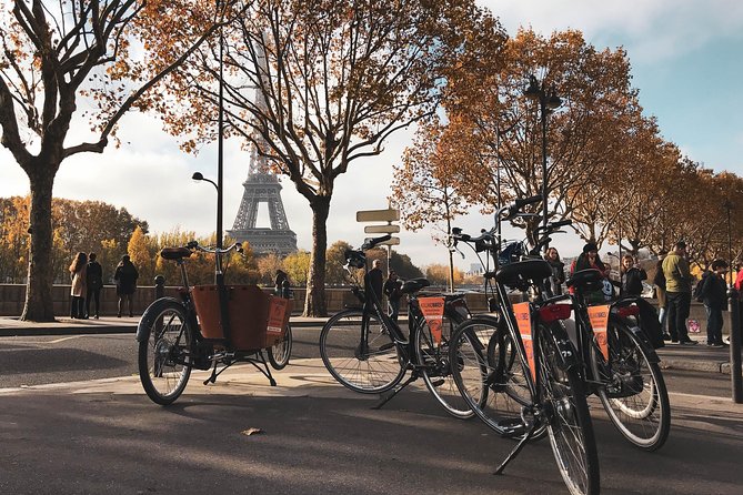 Paris: City Bike Tour on a Dutch Bike - Stop 2: Place de la Concorde and the Luxor Obelisk