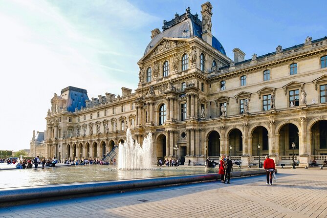 Paris City Center Free Walking Tour (Tip-Based) - Saint-Michel Fountain and Pont Saint-Michel: Reconstruction and WWII Clues
