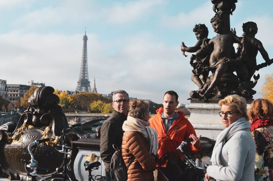 Paris: City Highlights Bike Tour - Why this Paris highlights bike tour beats walking and the Metro
