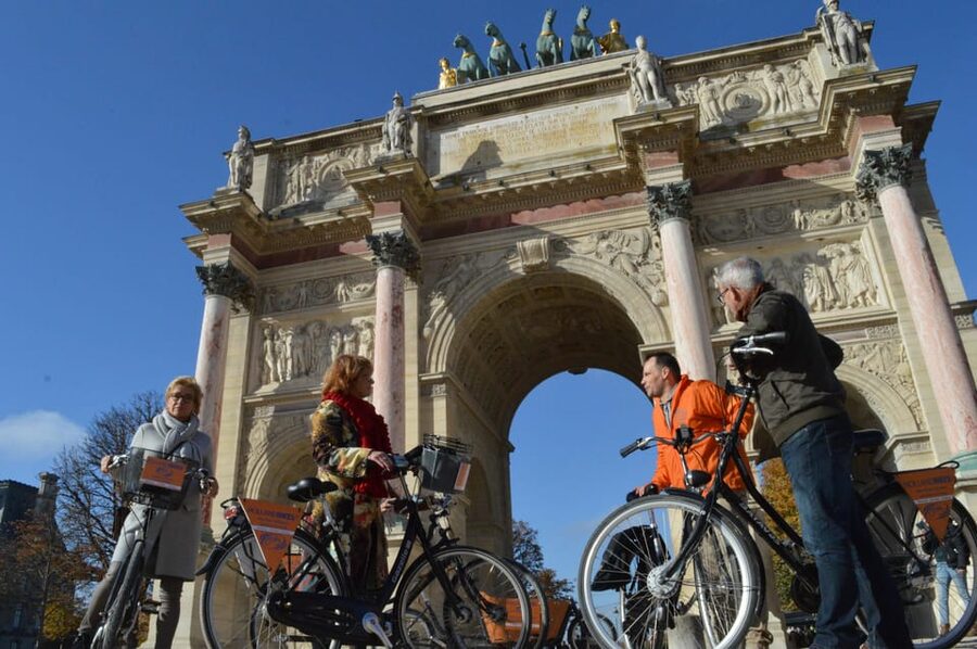 Paris: City Highlights Bike Tour - Les Invalides to the Eiffel Tower: fast access to big icon energy