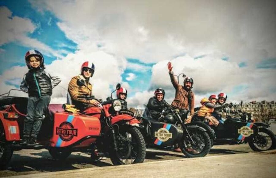 Paris: City Highlights Tour by Vintage Sidecar - How pickup, meeting point, and drop-offs can affect your day
