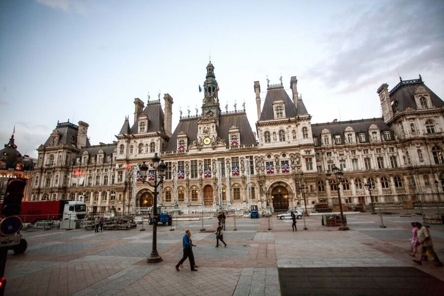 Paris: City Tour by Bus with Eiffel Tower & Optional Summit - Illuminated Paris landmarks from your seat