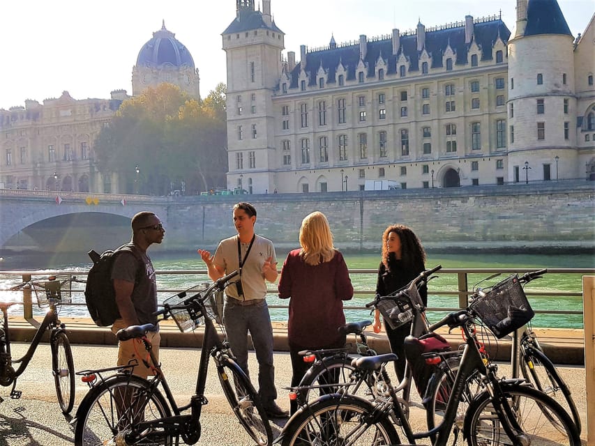 Paris: City Treasures Bike Tour - Meeting at Hôtel de Ville: how to actually find the start