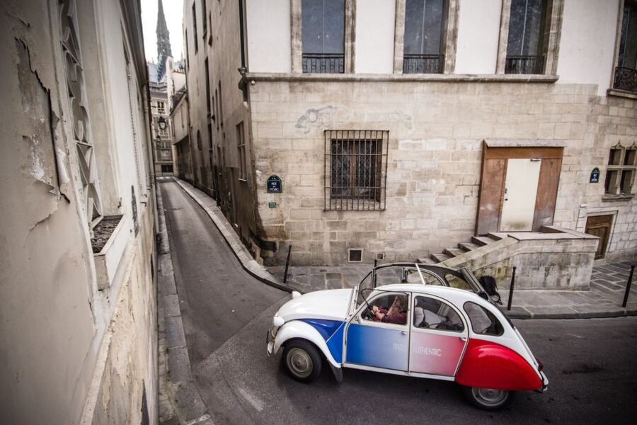Paris: Classic Sites Tour by Vintage Citroen 2CV - Champs-Elysées to the Eiffel Tower: Classic Facades, Better Photo Angles