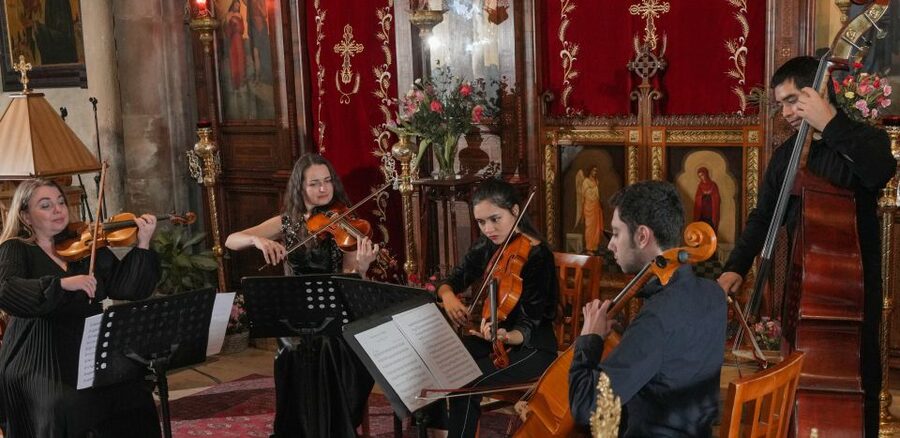 Paris: Classical Music Concert in Saint-Julien-le-Pauvre - The program: Vivaldi, Mozart, and friends (plus the emotional moments)