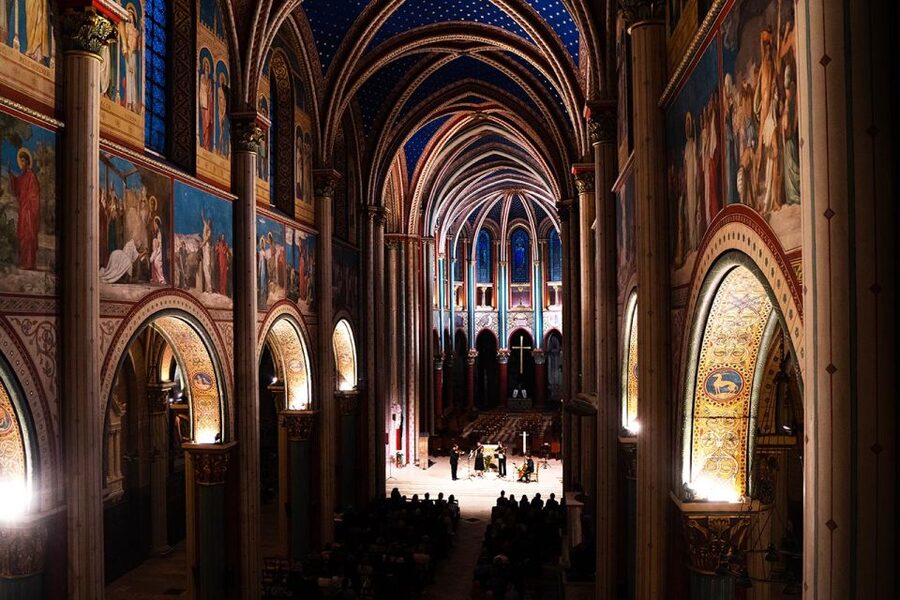 Paris: Classical Music Concert Tickets in Parisian Churches - Hélios Orchestra and Paul Savalle, the “Tradition Plus” Approach