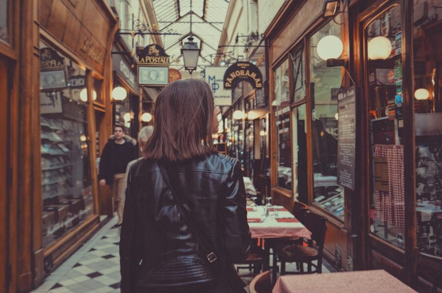 Paris: Covered Passages Walking Tour - Meeting Point and How the Walk Usually Starts