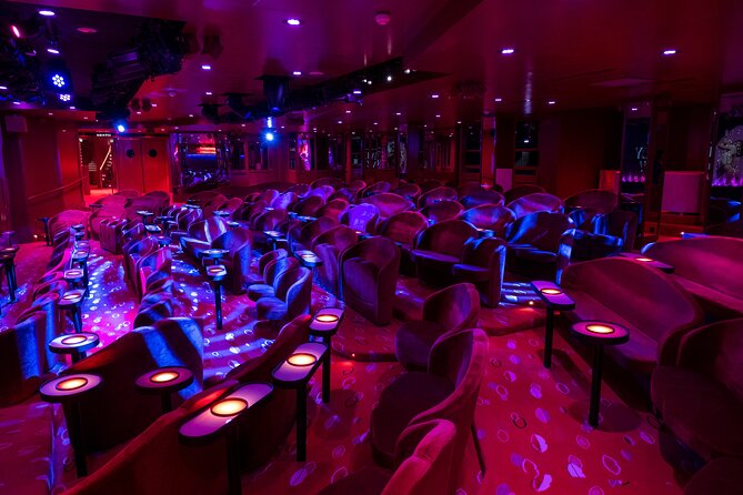 Paris Crazy Horse Cabaret Show Champagne & macarons - The seating experience: escorted to your place, then relax