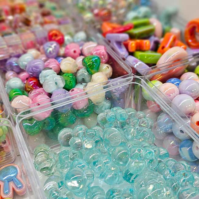 Paris: Create your phone strap, bag or keychain - Included materials, included tools, and what that does for your value