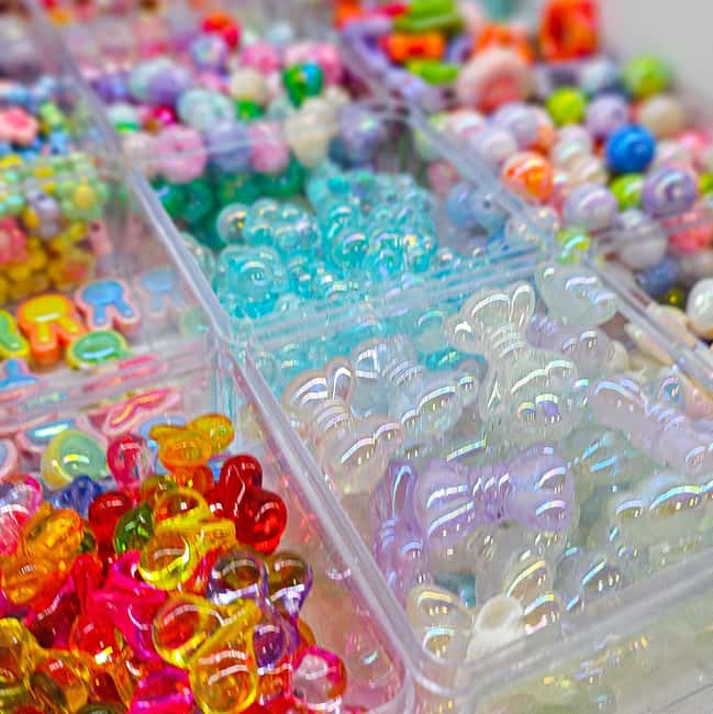 Paris: Create your phone strap, bag or keychain - Who this activity suits best, and who should skip it