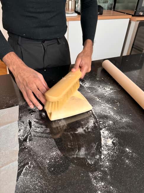 Paris: Croissant Baking Class with a Chef - What you’ll make, and how the tasting works