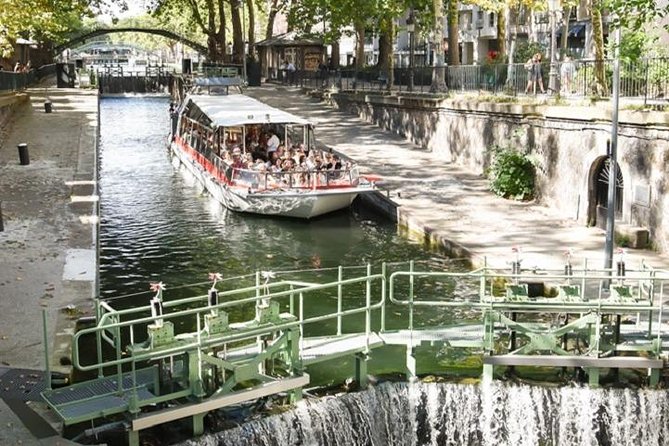 Paris: Cruise on The Canal Saint Martin and The Seine River - The Seine from Île Saint-Louis toward Île de la Cité